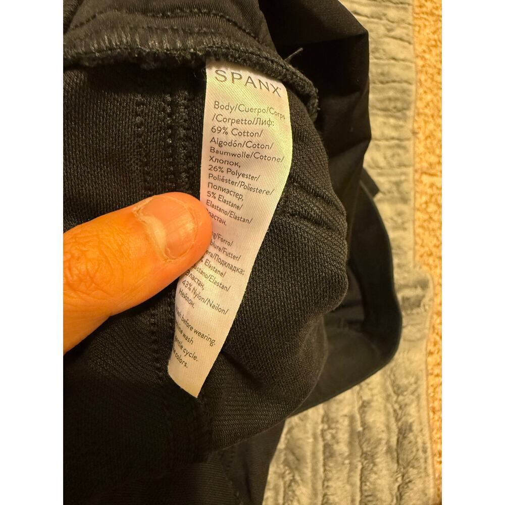 SPANX | Black Denim Jean-Ish Business Casual Fall Work Leggings with Pockets - Picture 8 of 13
